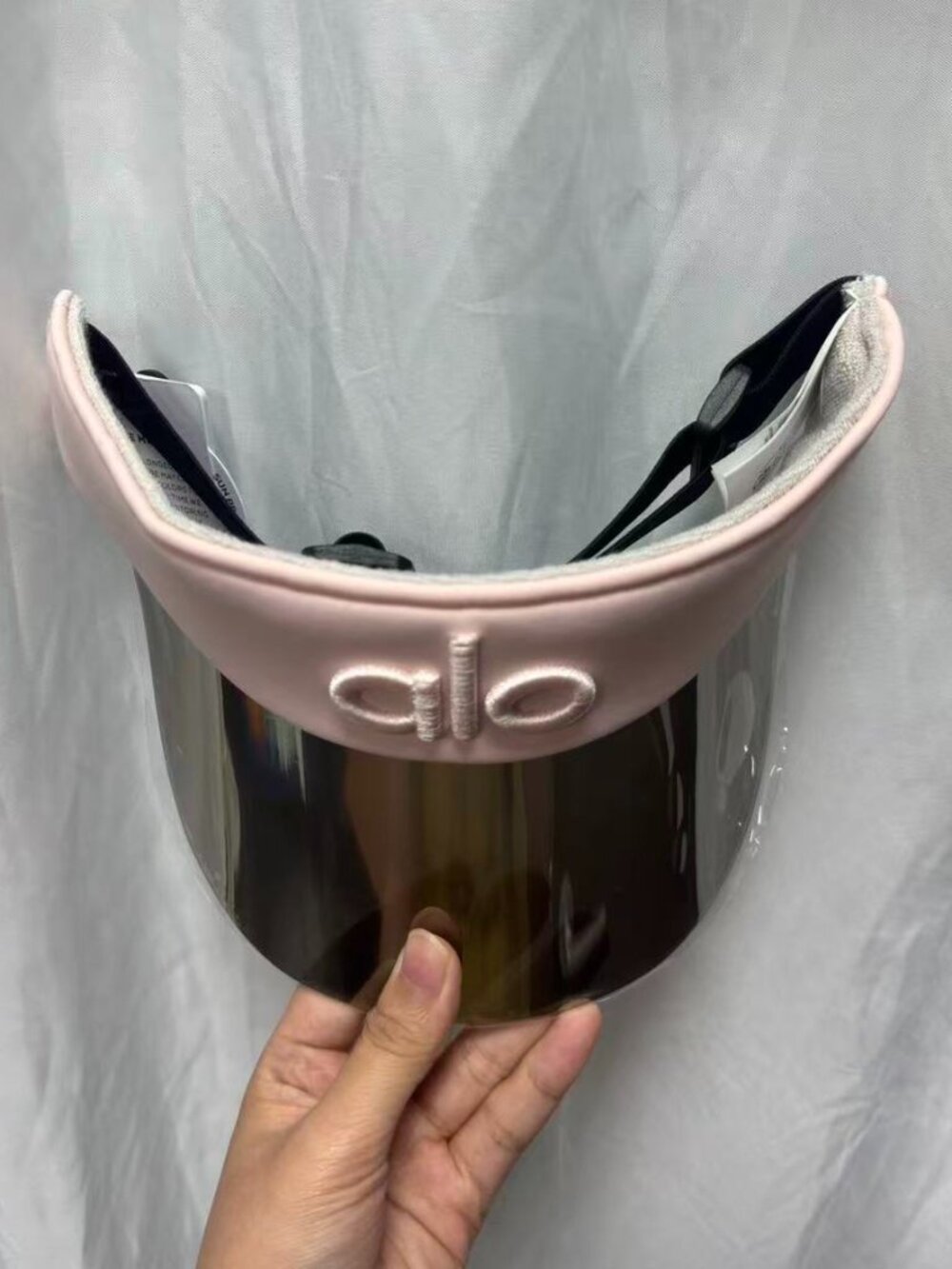 ALO Yoga🌺Airlift Solar Visor Pink Sporty Minimalist Active Hat💗NWT - Picture 4 of 5